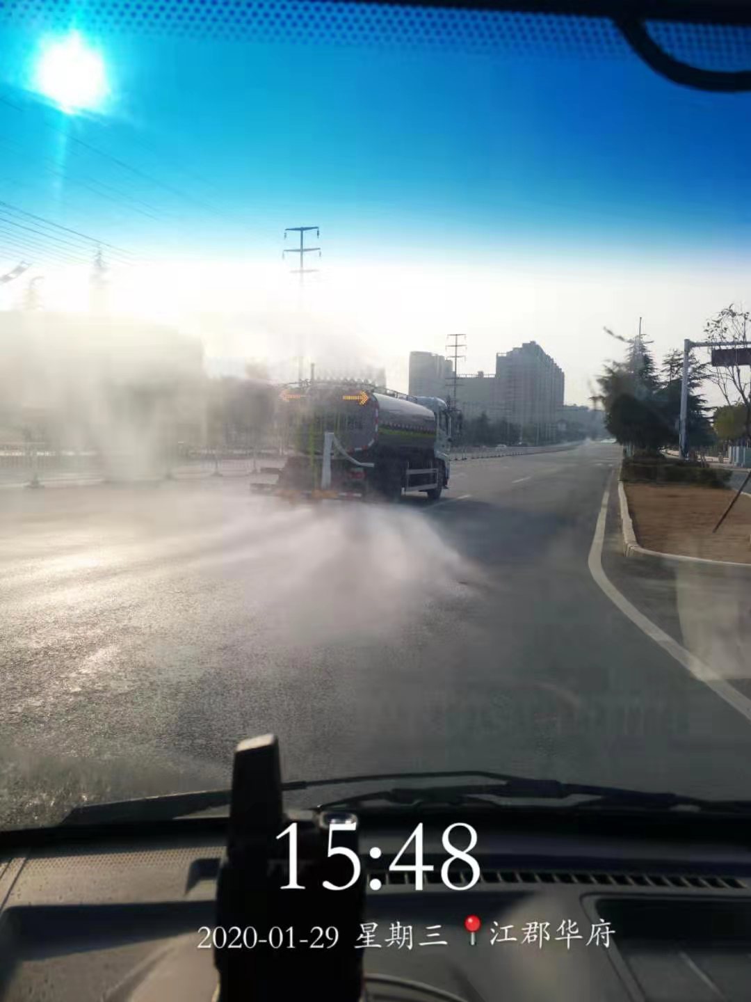 抗疫一線丨米蘭·(milan)中國官方網站環境15臺清潔消毒車開始作業